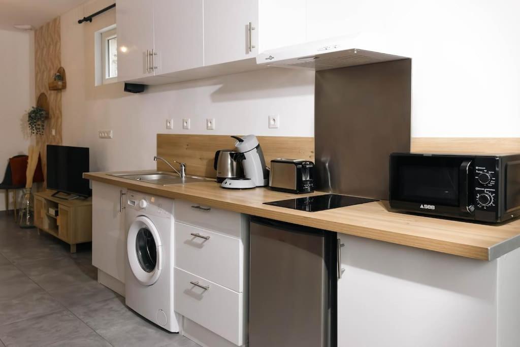 Appartement T2 Idealement Situe * Hyper Centre/canal *